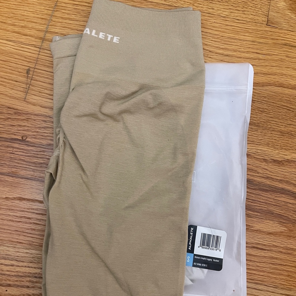 Alphalete amplify leggings